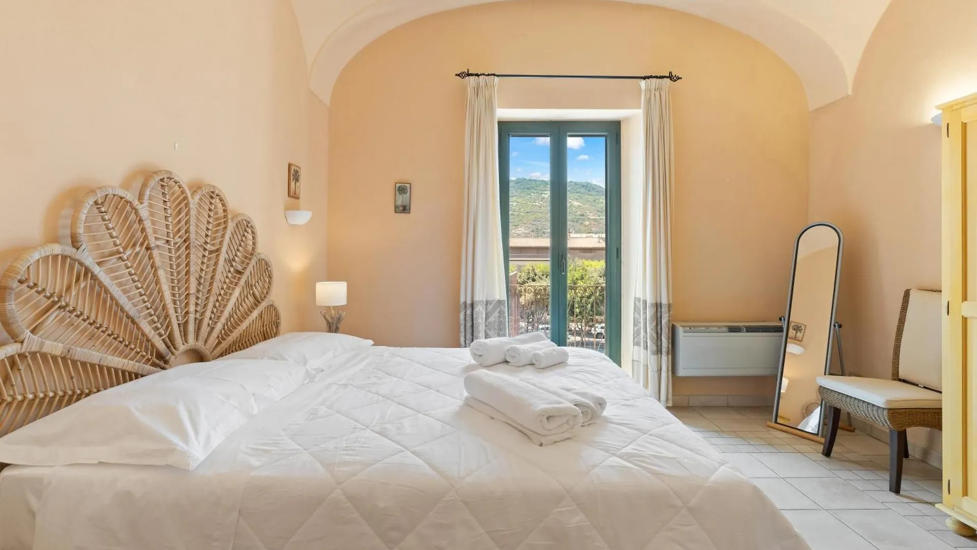 Le Residenze In Piazza Apartman Bosa 0*,