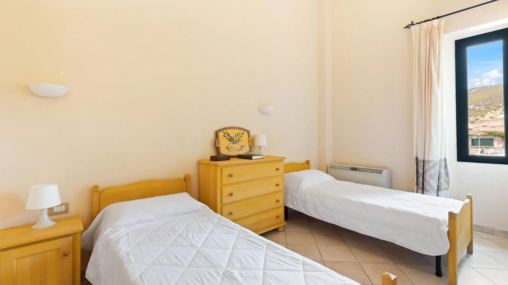 Le Residenze In Piazza Apartman Bosa